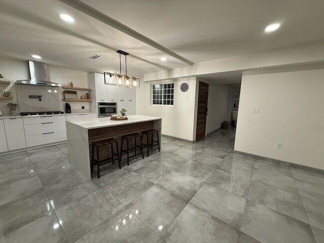 Photo - 5912 Harvest Hill Rd