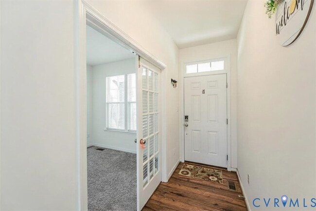 8105 Lyman Ct
