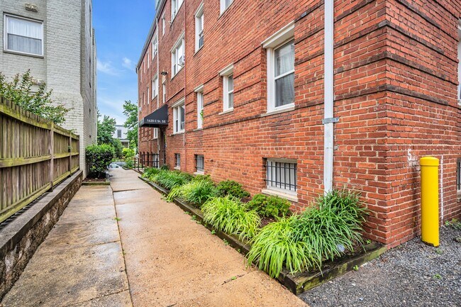 1620 C Street Apartments