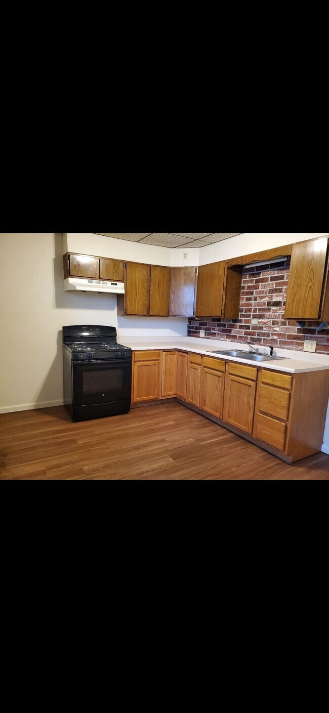 Photo - 212 Bishop Ave