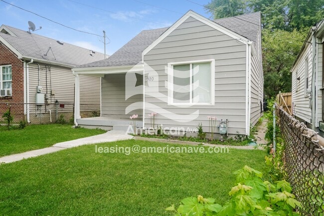 920 Brentwood Ave