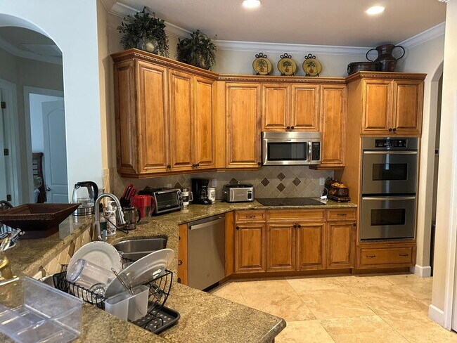 Photo - 860 SW Grand Reserves Blvd