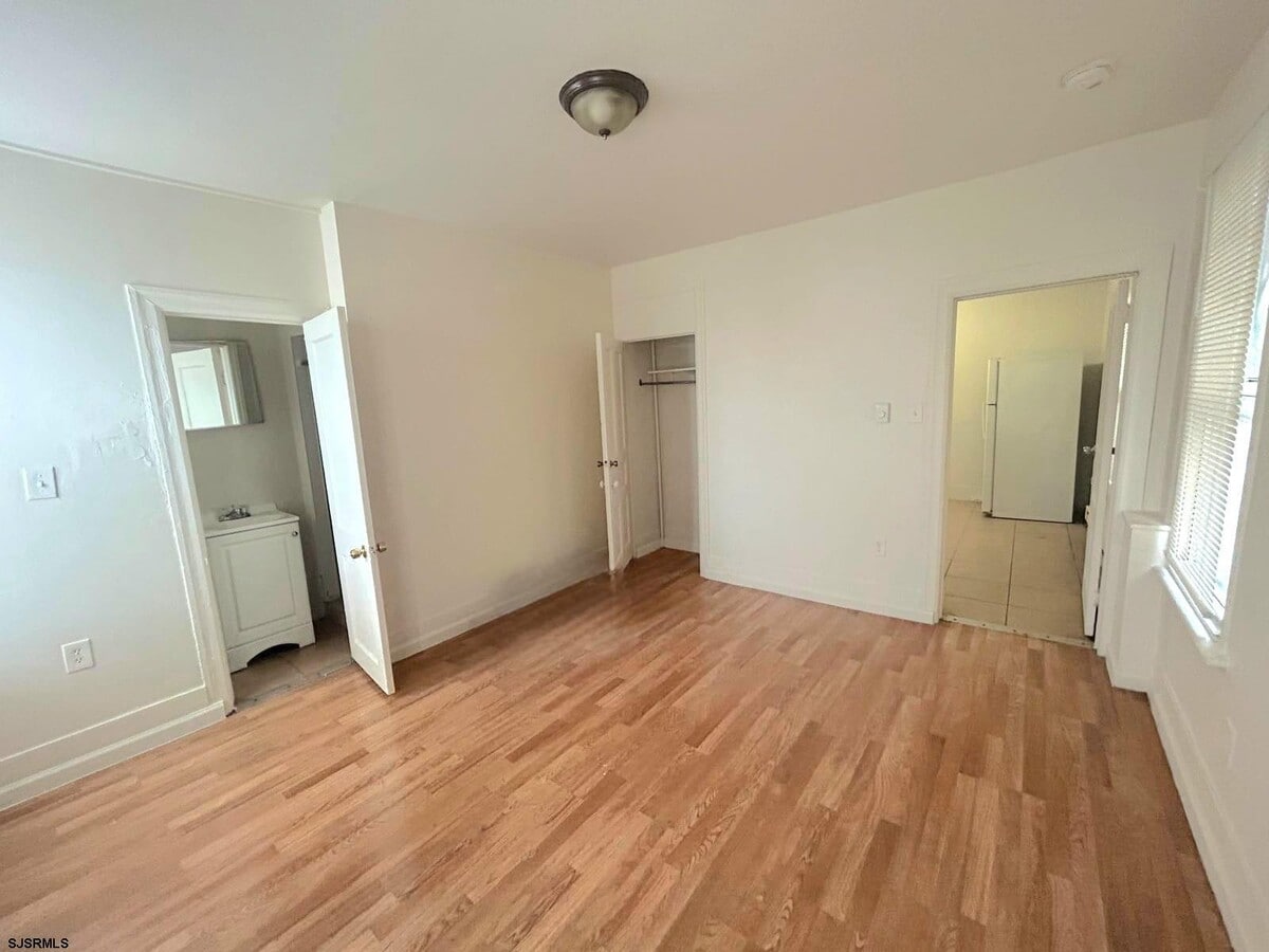 Photo - 2511 Pacific Ave