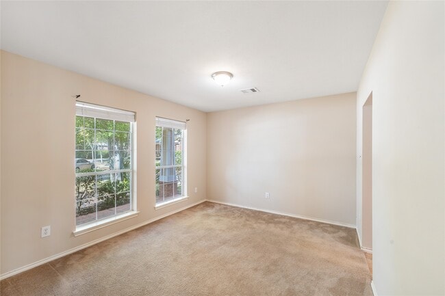 Photo - 4926 Lake Gladewater Ct