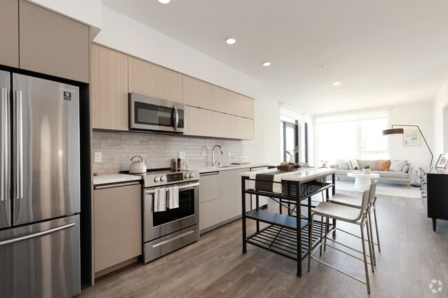 2BR, 1BA - 788SF