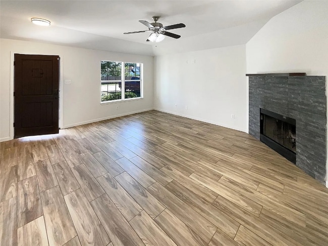 Photo - 1610 Cottonwood Ct Unit Round Rock, TX 78664