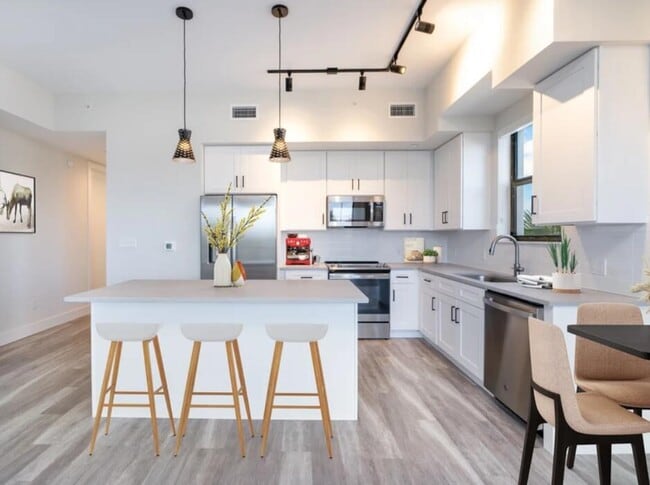 Photo - 1301 Alpha St Unit 2104