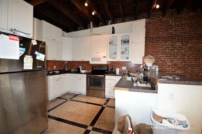 Photo - 25 Saint Marys Ct Unidad 2