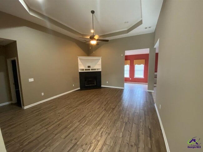 Photo - 104 Village Walk