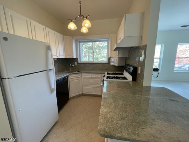 Photo - 710 Brittany Dr Unit 10