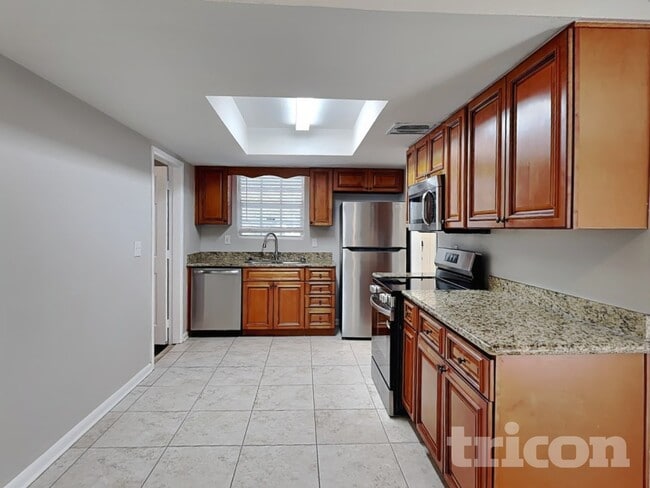 Photo - 616 Leisure Ave