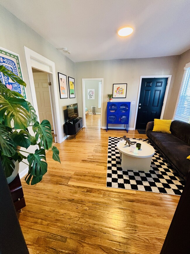 Photo - 72 - .5 Hickory St