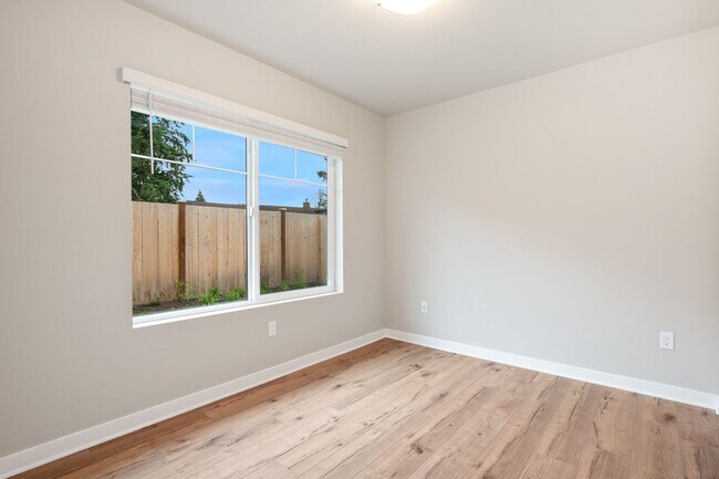 Photo - 4 Bed | 3.5 Bathroom | 1800 Sq Ft | $3,650