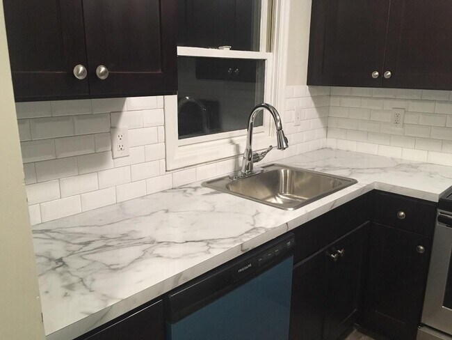 Photo - 245 Colonial Ave