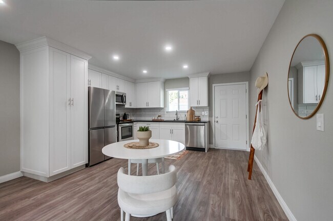 Photo - 1701 S Juniper St Unit 13