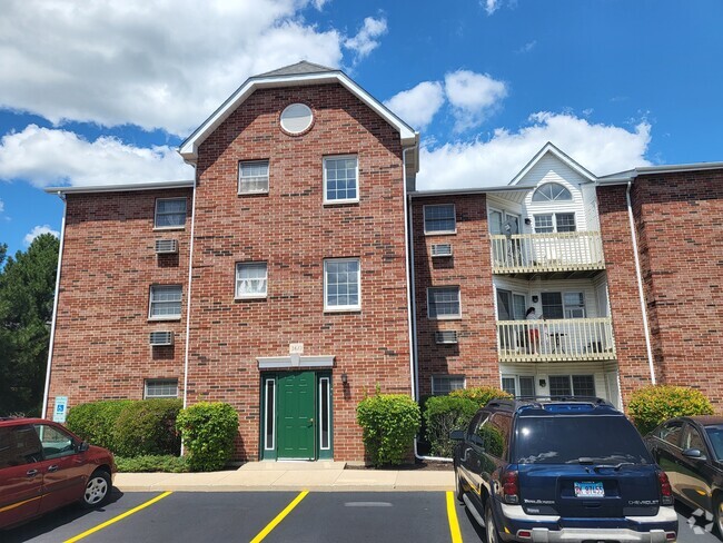 Back Entrance - 360 Leah Ln Unit 3B Rental