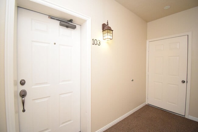 1255 Wolf Hollow Ln