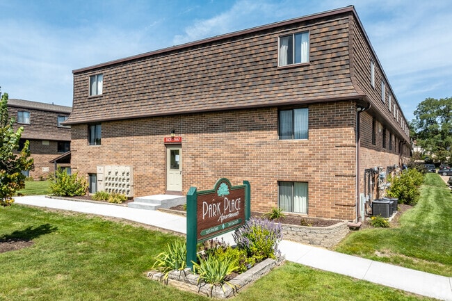 Photo - Park Place Apts