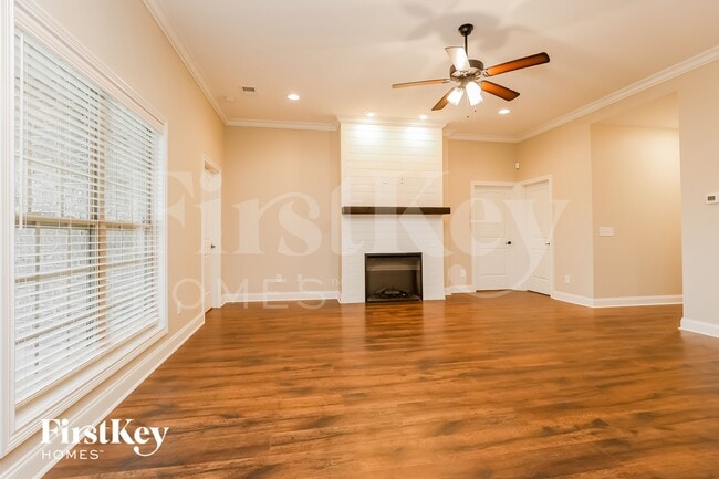 Photo - 784 Jersey Dr