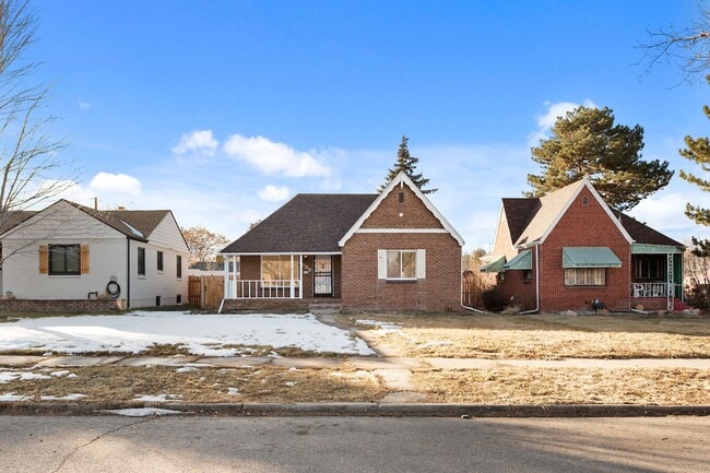Photo - North Park Hill Bungalow!