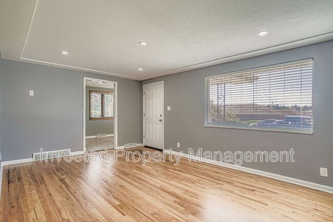Photo - 5457 E Asbury Ave