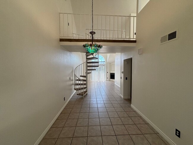 Photo - 2 Bedroom + Loft Condo for Rent in Canyon Country!