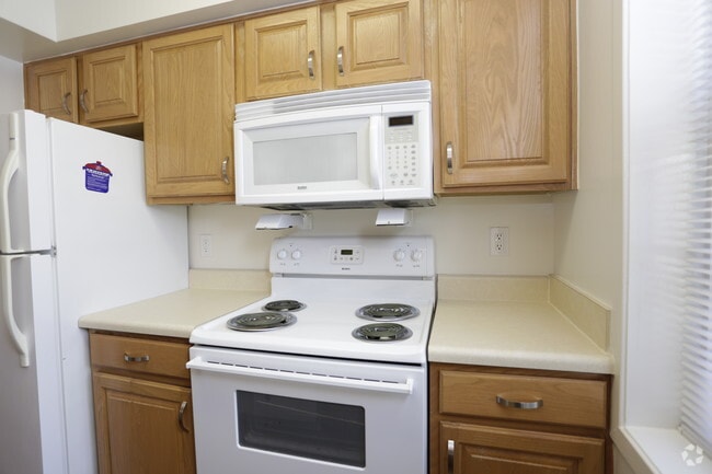 1BR 1BA