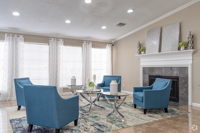Leasing Office