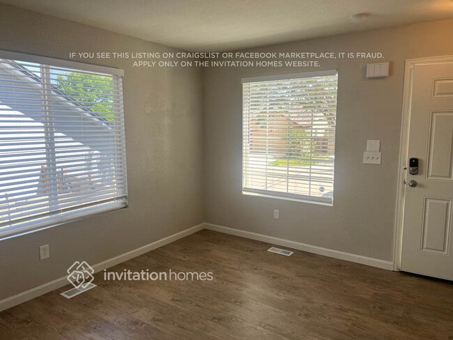 Photo - 3289 Blue Grass Cir