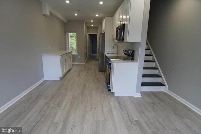 Photo - 630 Brooklyn St Unit 2