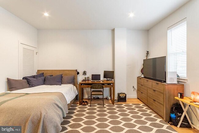 Photo - 507 S 8th St Unidad 103