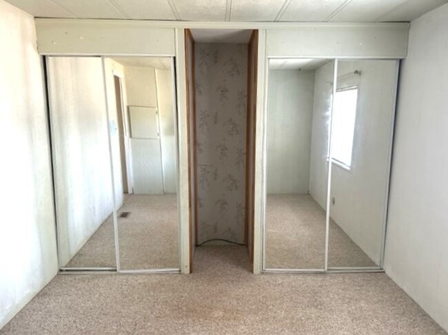 3 bedroom mobile home with garage and bonu... - 3 bedroom mobile home with garage and bonu...