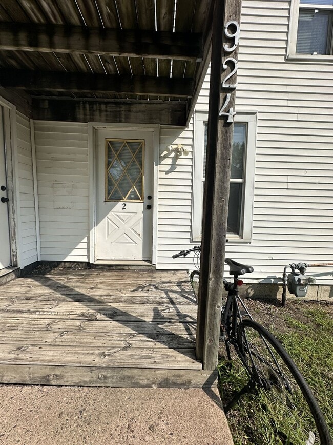 Photo - 1 bed 1 bath on Water St near UWEC! Unit 2