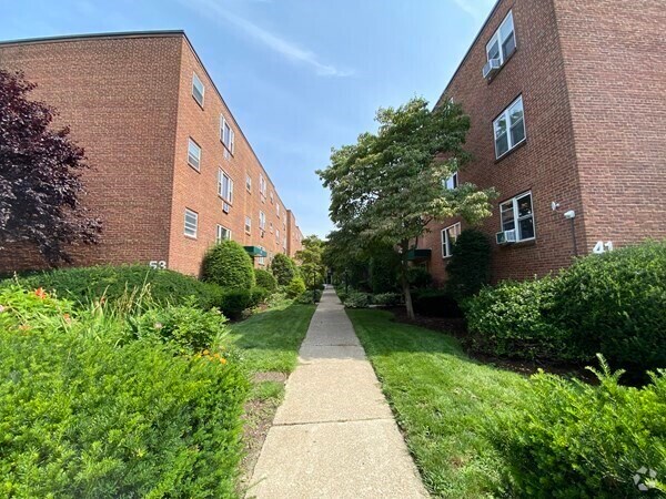 Building Photo - 53 Colborne Rd Unit B1 Rental