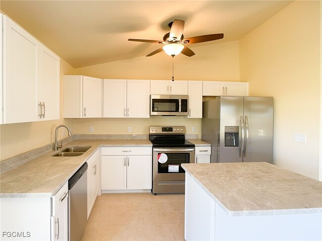 Photo - 125 NE 7th Terrace