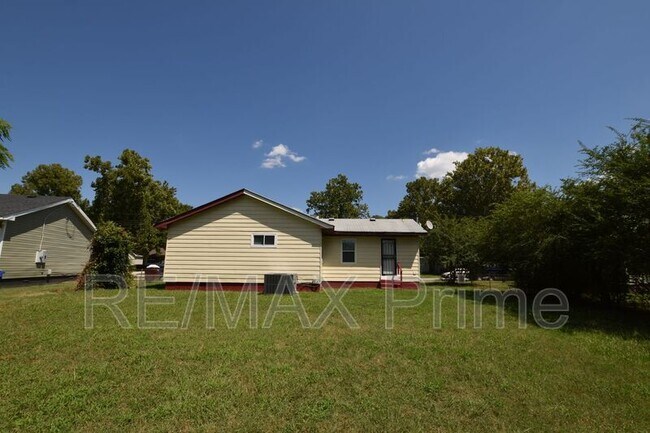 Photo - 1510 Stratford St