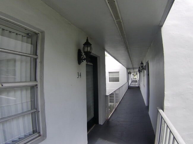 Building Photo - 34 Normandy A Rental