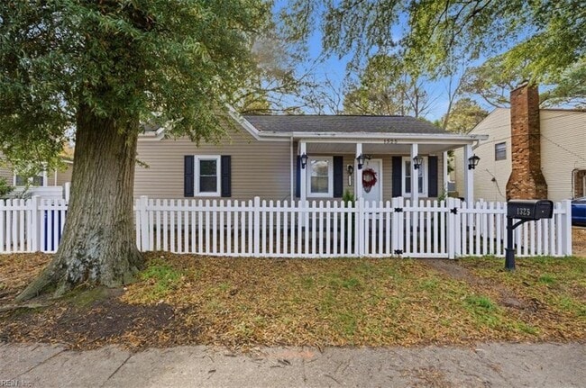 Photo - 1325 W Little Creek Rd