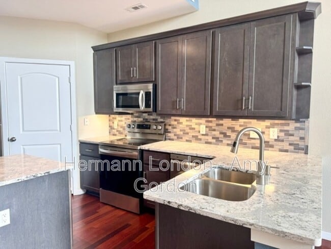 Photo - 200 S Kirkwood Rd Unidad 323