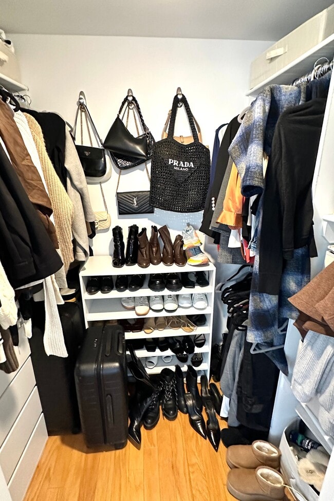 Photo - 555 W 23rd St