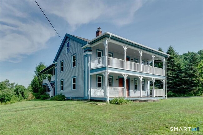 Building Photo - 157 River Rd