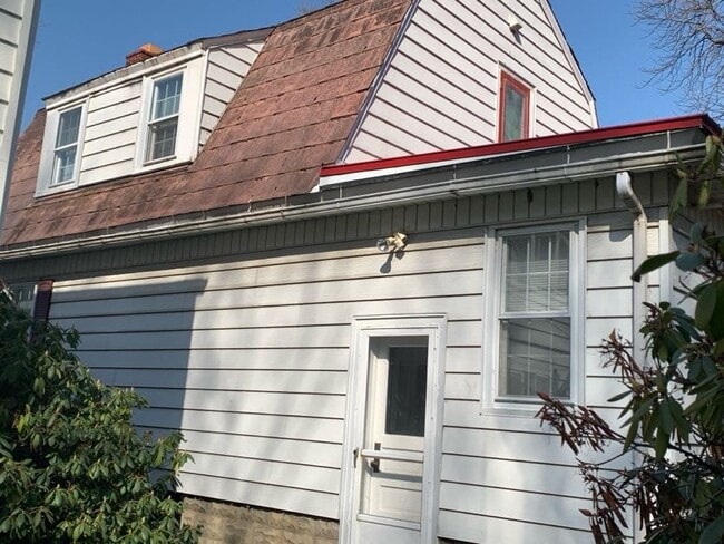 Photo - 8424 E Lake Rd