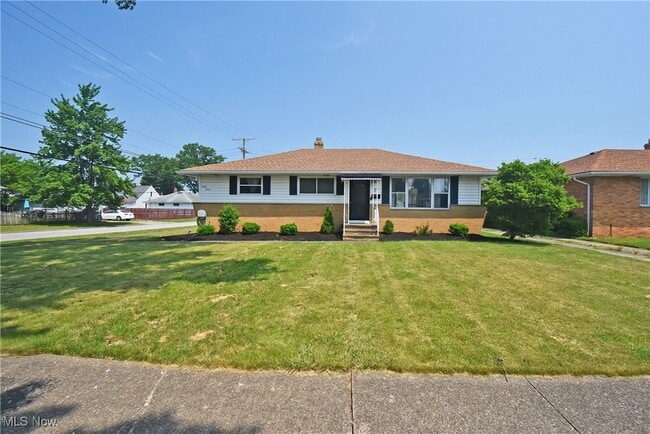 Photo - 37 E Meadowlawn Blvd House