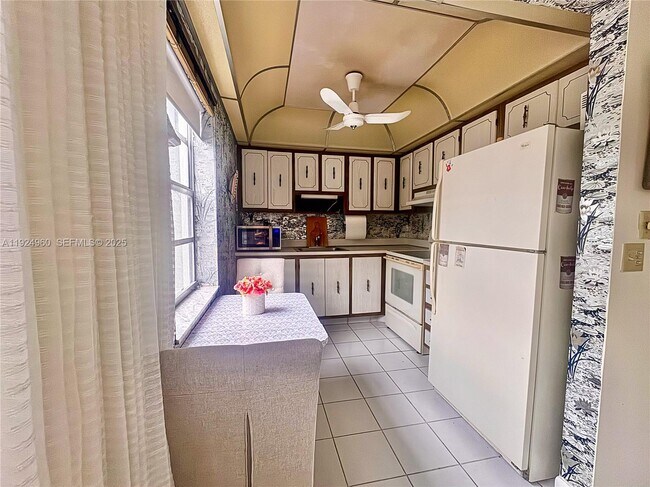 Photo - 612 Normandy Ln Unit 612