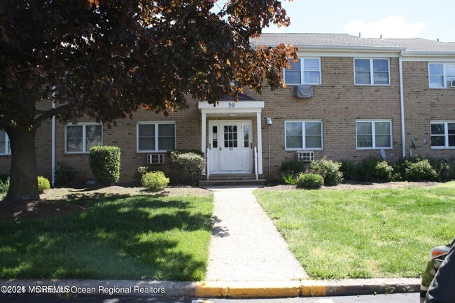 Building Photo - 59 Stonehurst Blvd Unit C