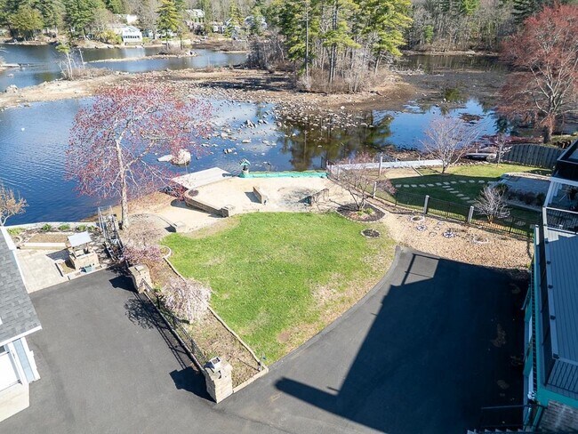 30 Stickney Rd