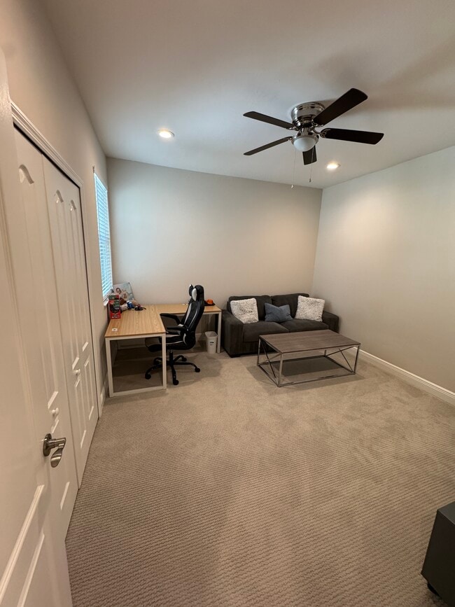 Photo - 2304 Sawyers Hill Rd Unidad 1307
