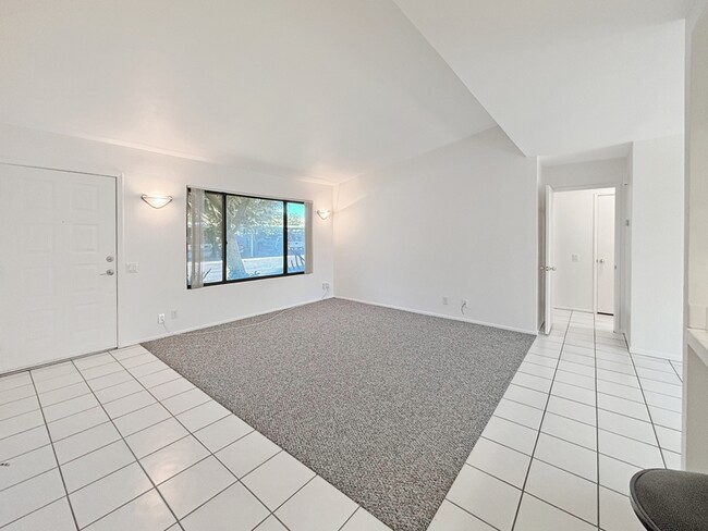 Photo - 63 Lakeview Cir