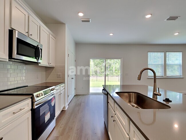 Photo - 167 Anthurium Dr