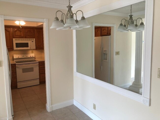 Photo - 3040 NE 16th Ave Unidad 303